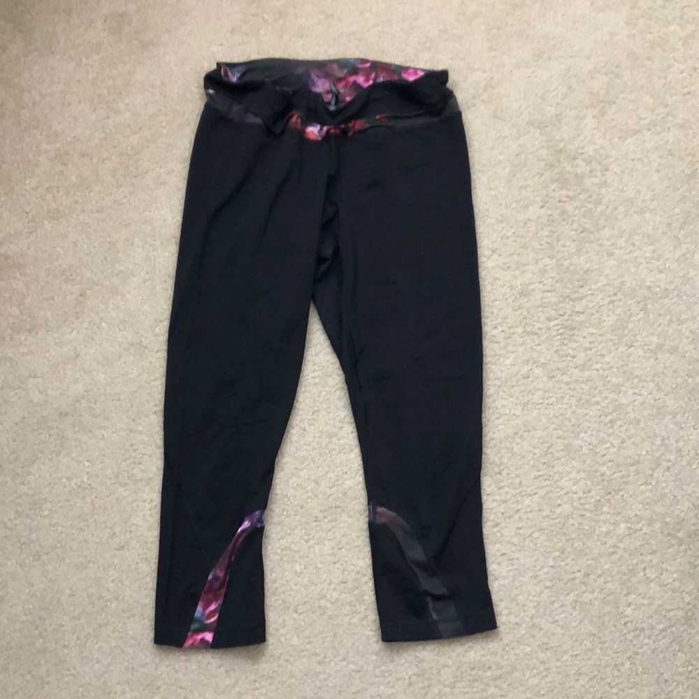 Lululemon inspire leggings. Like new condition.